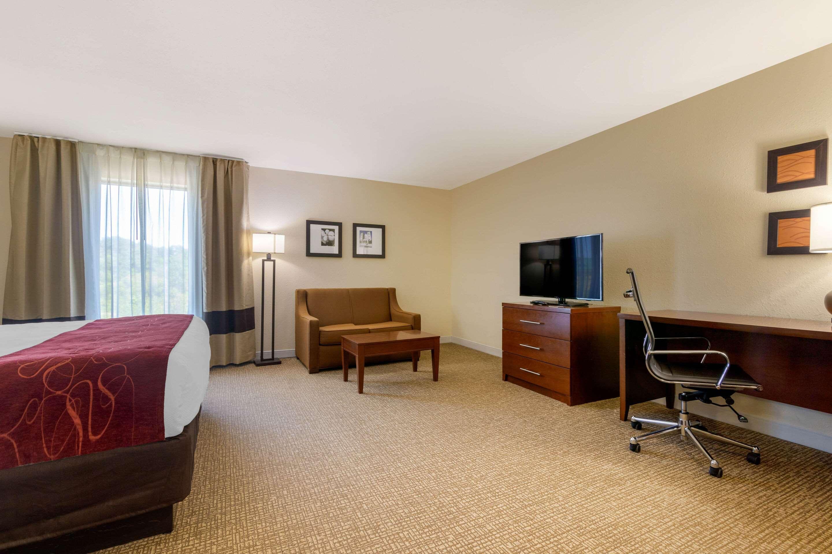 Comfort Inn & Suites Macon West Buitenkant foto