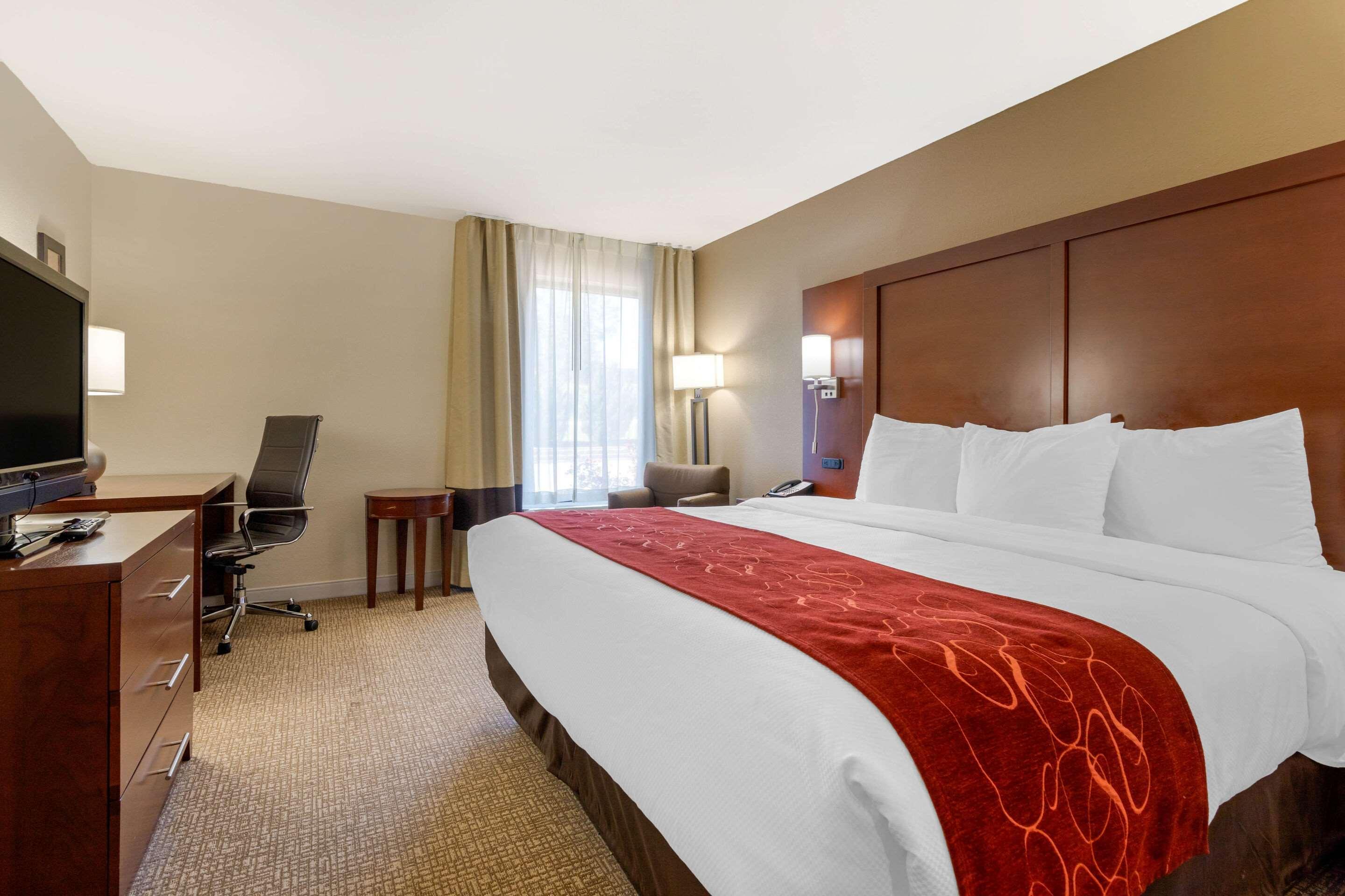 Comfort Inn & Suites Macon West Buitenkant foto